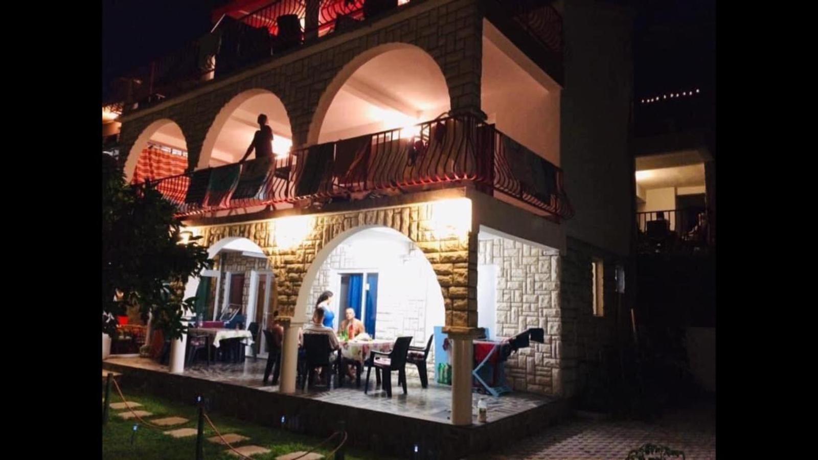 Apartmani Ema Trogir Exterior photo