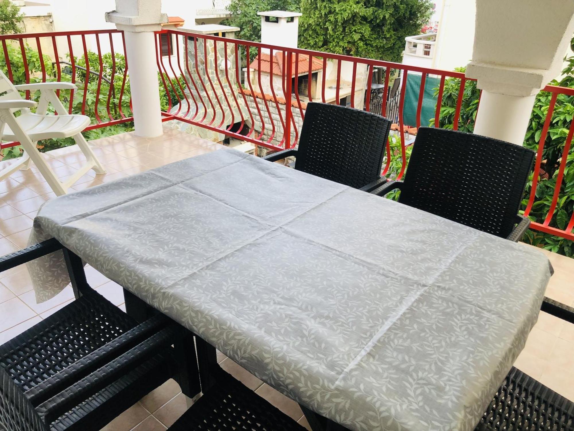 Apartmani Ema Trogir Exterior photo